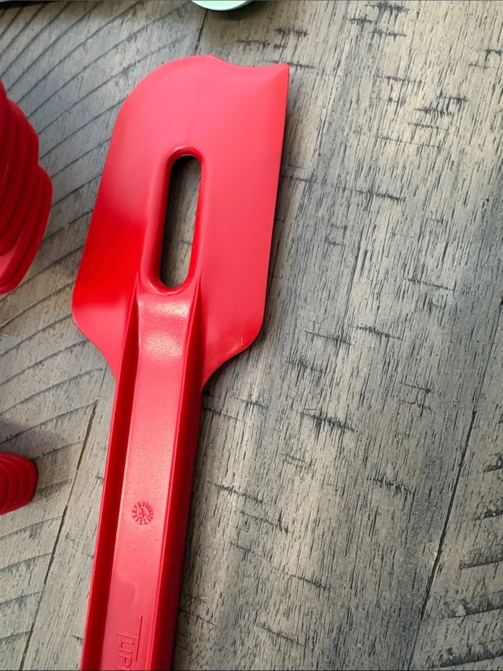 Tupperware Red and Light Green Measuring Spoon- Multipurpose Kitchen Tools 751